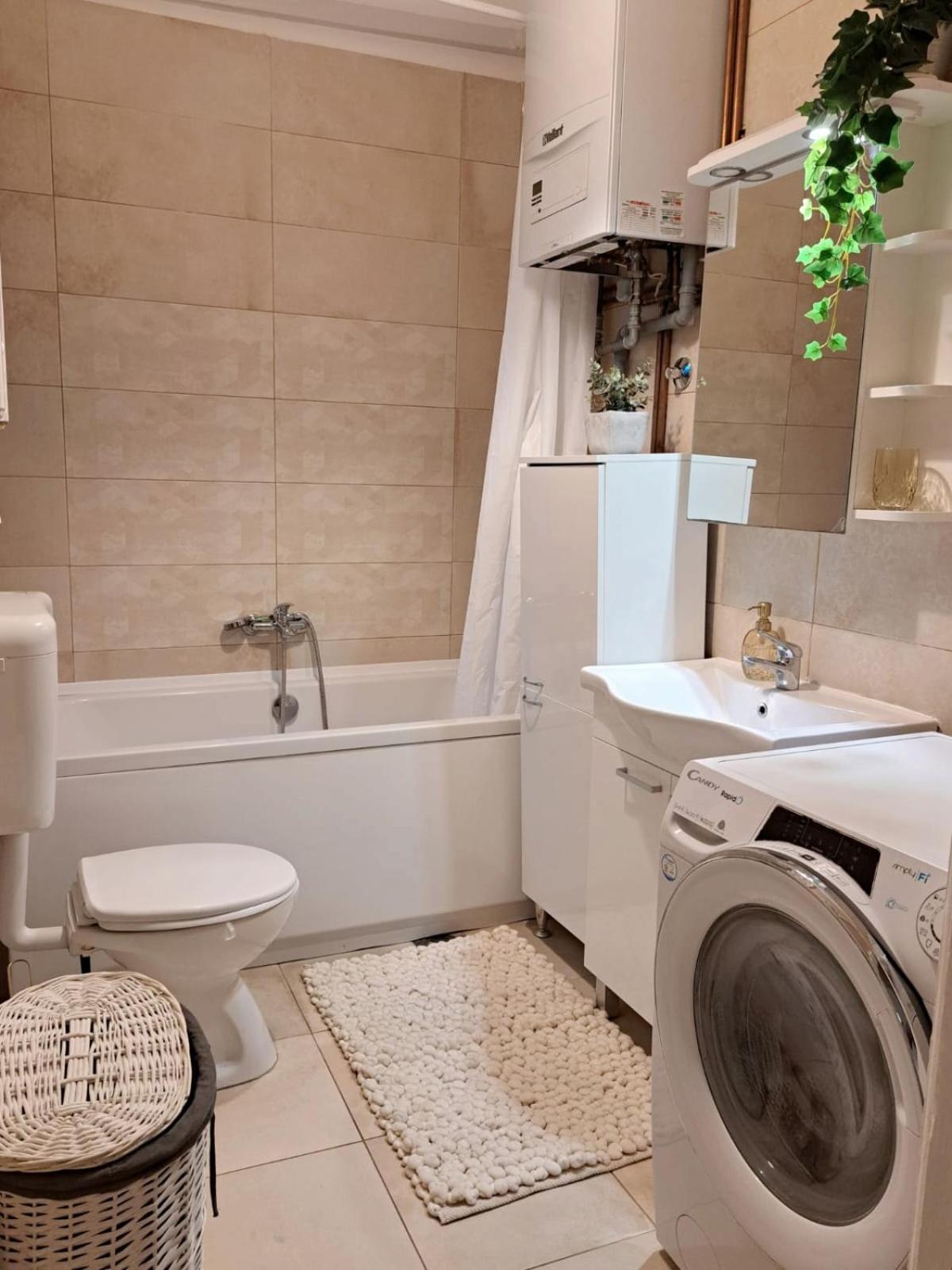 Beautiful Apartment In Center Of Zagreb Exteriör bild